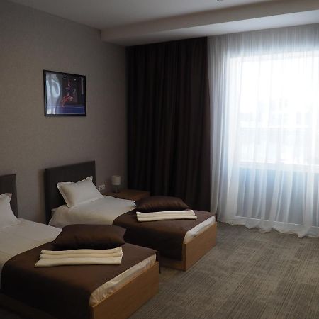 Jj Hotel Astana Exterior foto